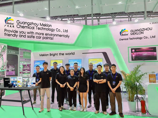 Afrika müşterileri tarafından tercih edilen dayanıklı çok renkli seçmeli araba boyası